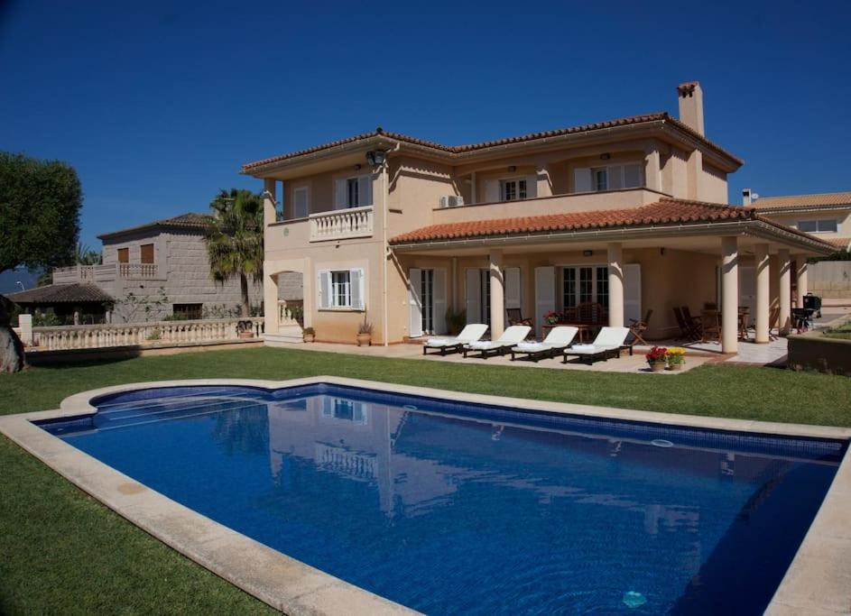 Villa Welcome Home. Willkommen. Bienvenidos Marratxí